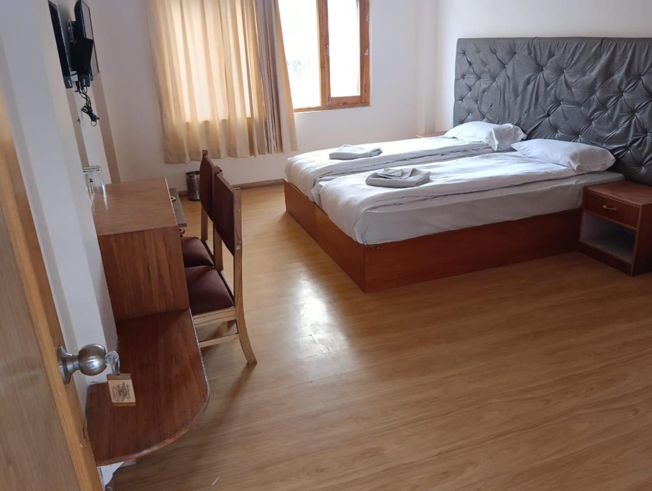 Hotel Dimbir Regency Leh Dış mekan fotoğraf