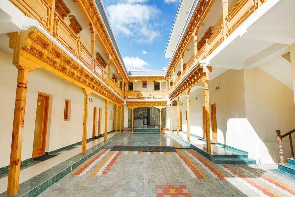 Hotel Dimbir Regency Leh Dış mekan fotoğraf